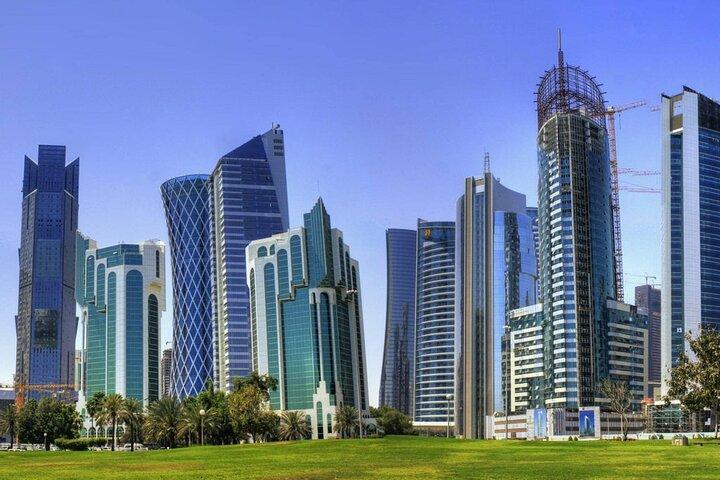 Visite Doha: Highlights Tour da cidade de Doha e cruzeiro de Dhow