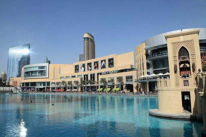 Burj Khalifa Private Tour and Dubai Mall Shopping with Transfer