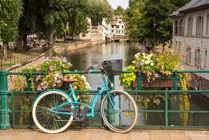 Recorrido en bicicleta por Estrasburgo con guía.
