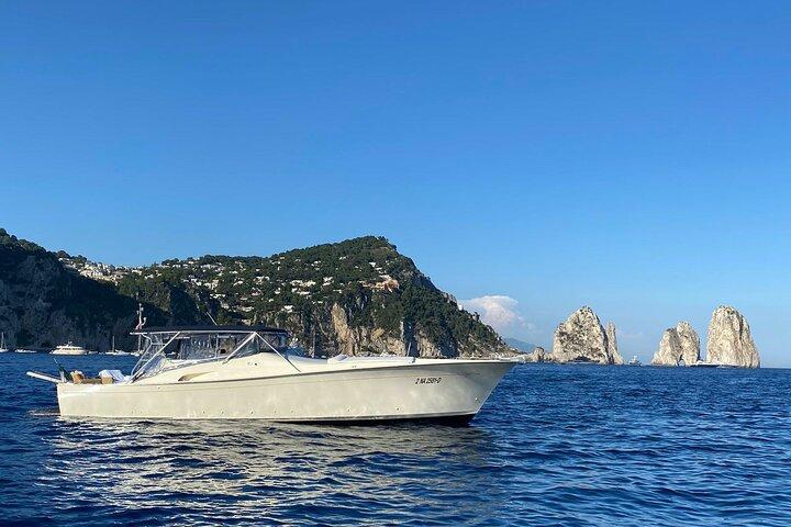 Privat båttur från Neapel till Capri och Amalfikusten TORNADO 50