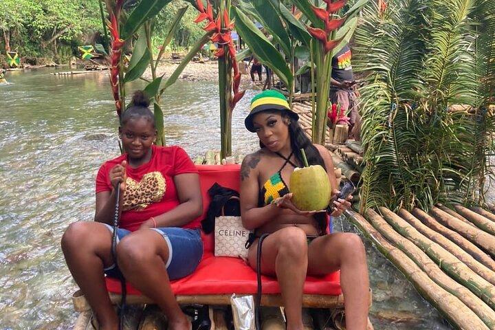 Rafting em bambu e massagem com calcário