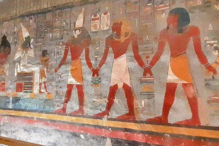 Visite o Vale dos Reis, o Templo de Hatshepsut e os Colossos de Memnon