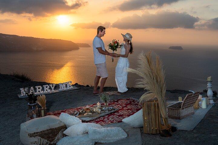 Proposta de casamento, piquenique privado ao pôr do sol em Santorini