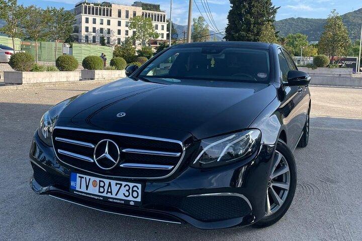 Trasferimento privato da Cattaro o Perast all'aeroporto di Dubrovnik
