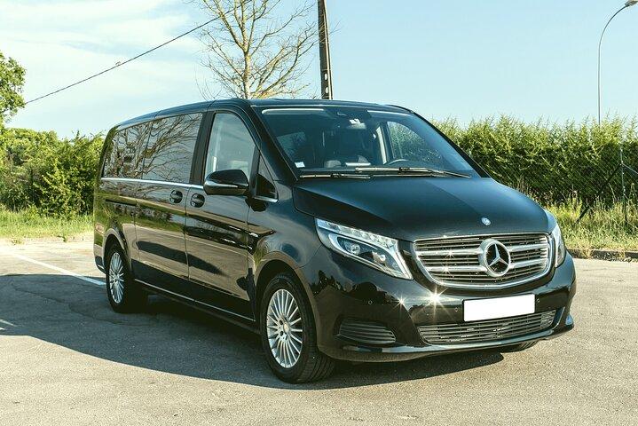 Transferência privada de Milão para o Aeroporto de Malpensa MXP em carro ou van