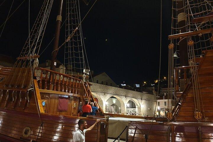 Dubrovnik Panoramic Night Cruise with Karaka