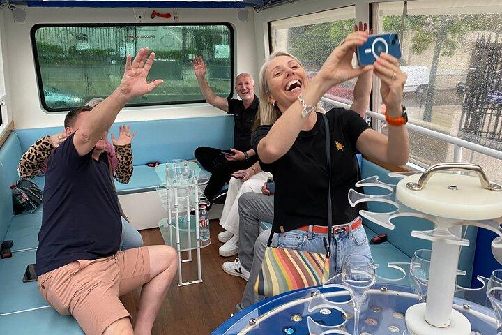 Tour Privado de Epernay e Vinhedos de Ônibus com Champanhe