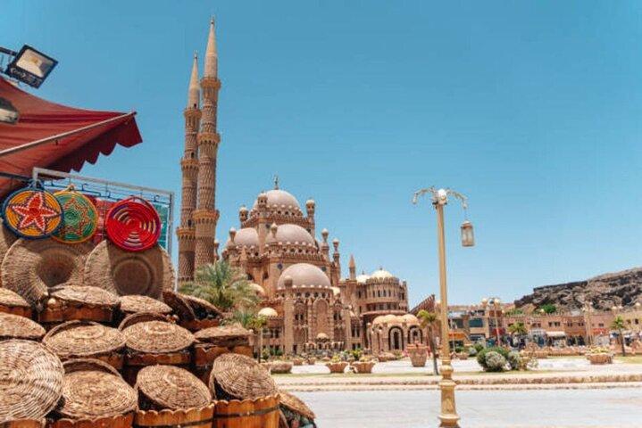 City Tour Visite la Mezquita Al Sahaba y la Plaza Soho en Sharm El Sheikh