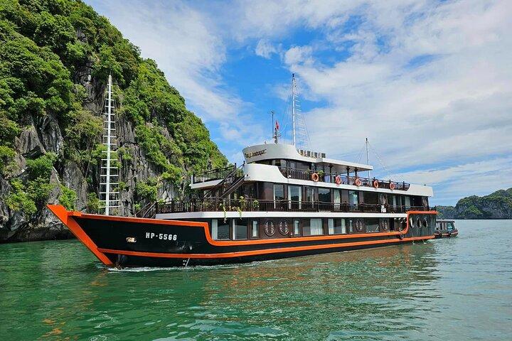 居心地の良いブティック クルーズ - ランハ湾とカットバ島探検 3 日間