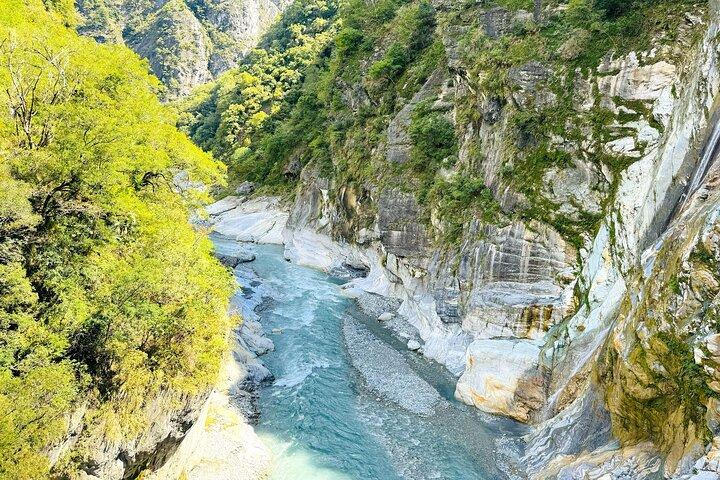 Hualien Taroko Day Tour From Ximending
