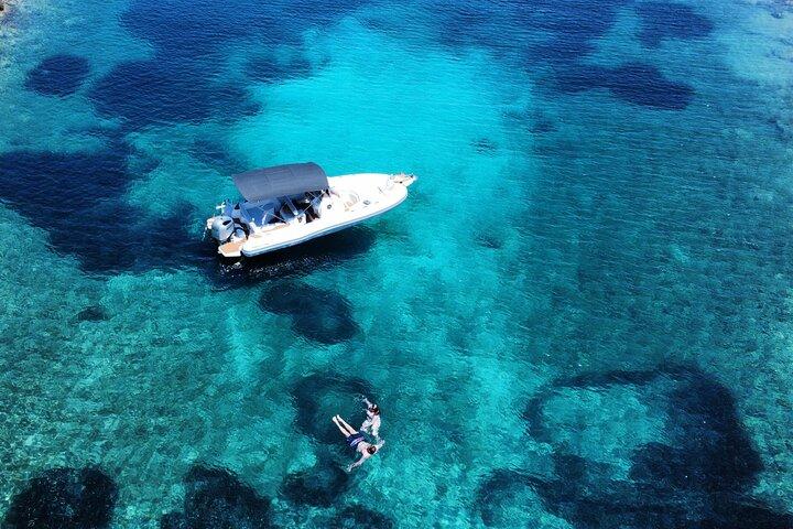 HVAR & 4 Islands PRIVATE BOAT TOUR