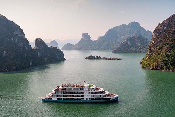 Capella Vip Cruise 3D2N Halong Bay und Lan Ha Bay von Hanoi