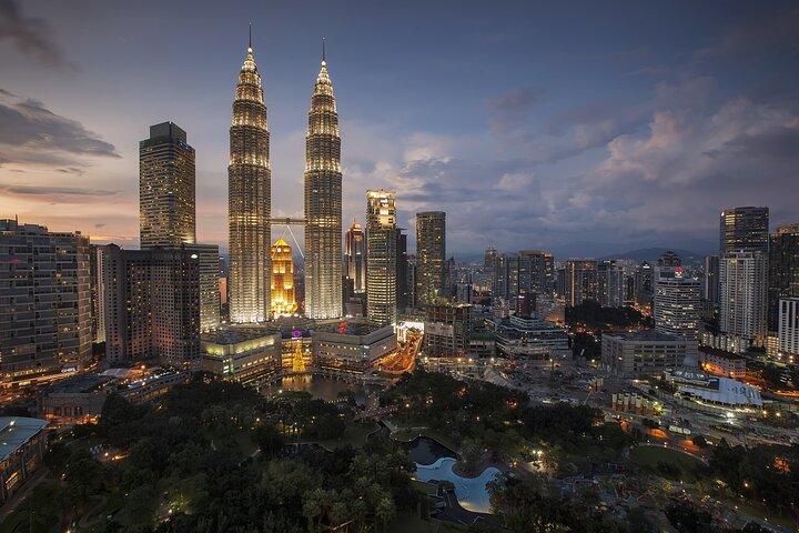Tour Kuala Lumpur por la noche