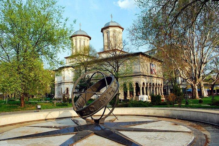 Bekijk Amazing of Bucharest City - Private Walking Tour