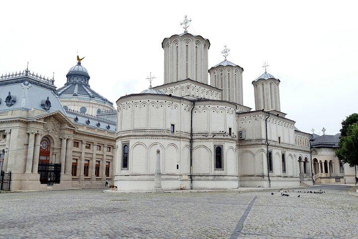 Bekijk Amazing of Bucharest City - Private Walking Tour
