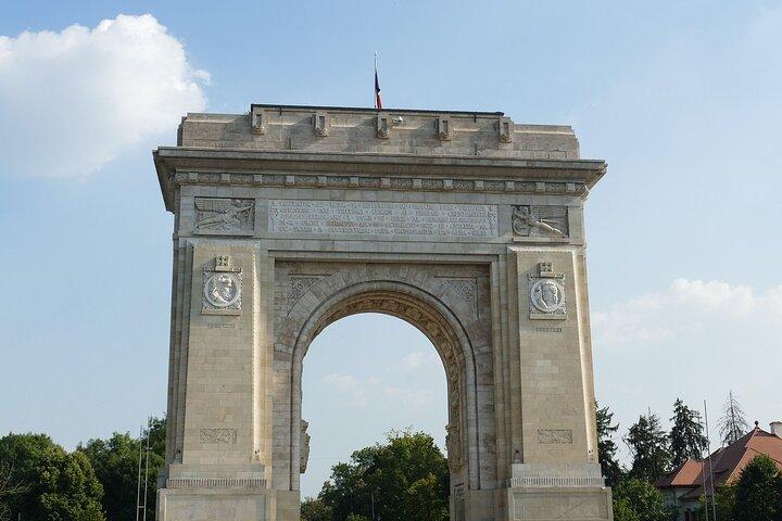 Bekijk Amazing of Bucharest City - Private Walking Tour