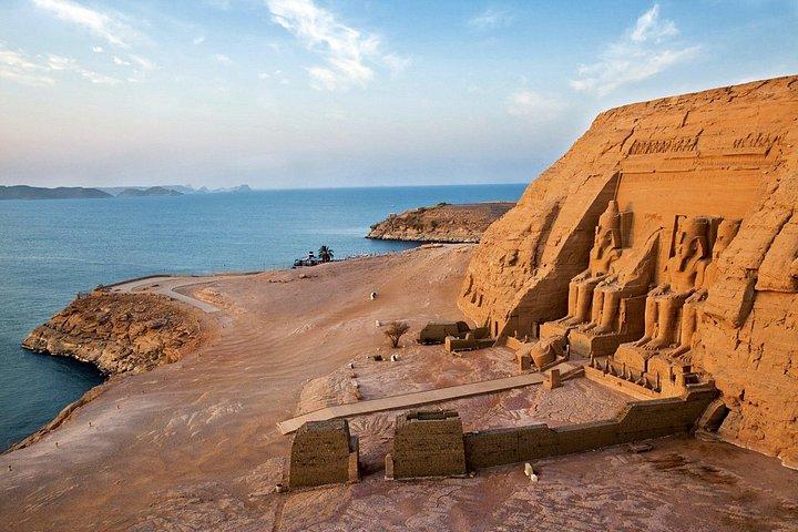 Dagstur til Abu Simbel-templerne fra Aswan