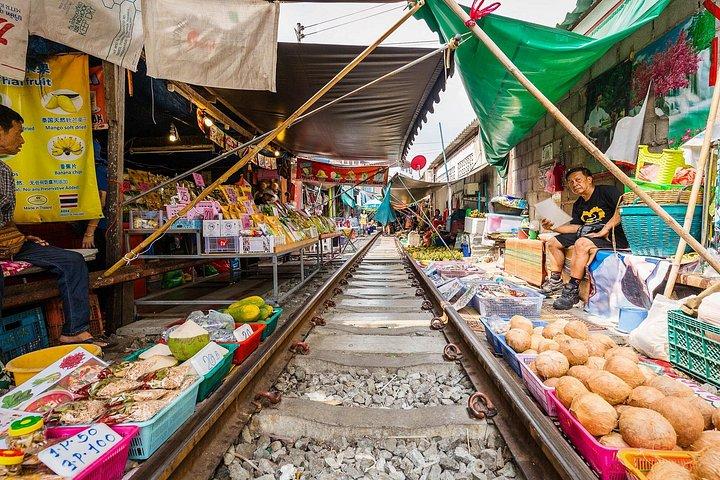 マークロング鉄道と水上市場 少人数日帰りツアー
