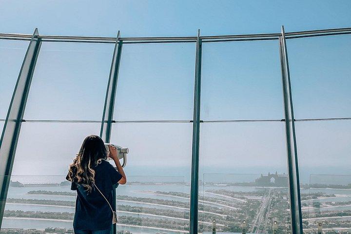 Experience The View At The Palm Jumeirah