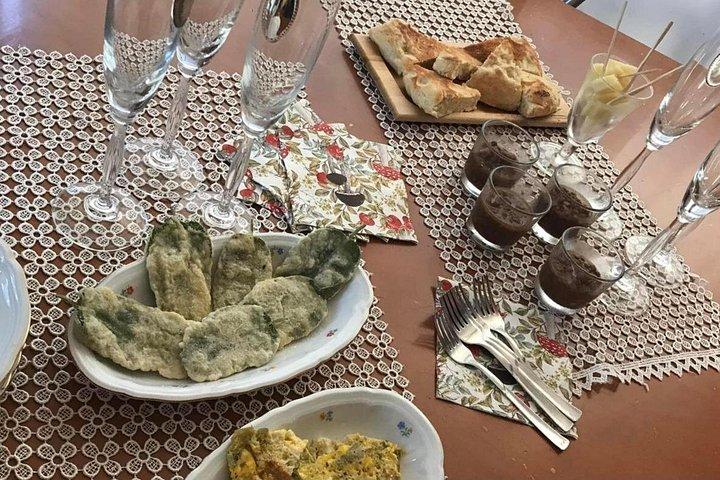 3 つのレシピと 3 つの味のペルージャ料理教室