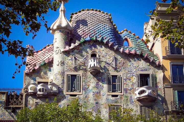 Segelerlebnis, Sagrada Familia & Casa Battlo Kleingruppentour