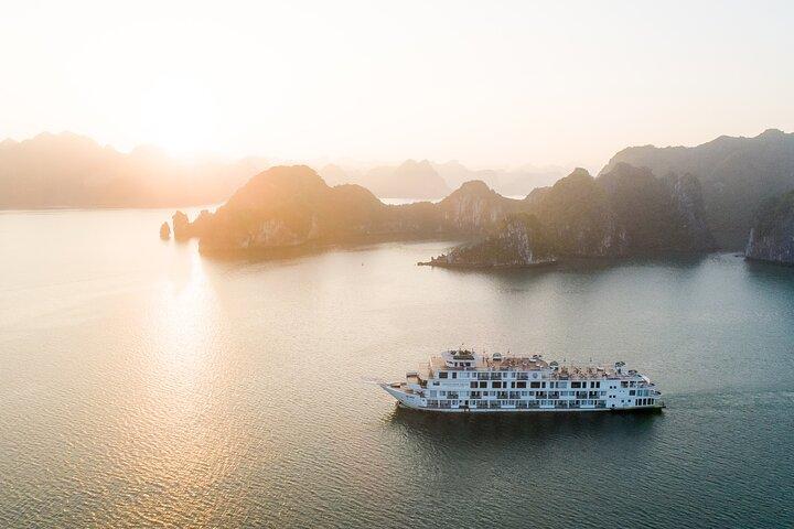Excite Cruises 2Day Explore Halong and Lan Ha Bay from Ha Long