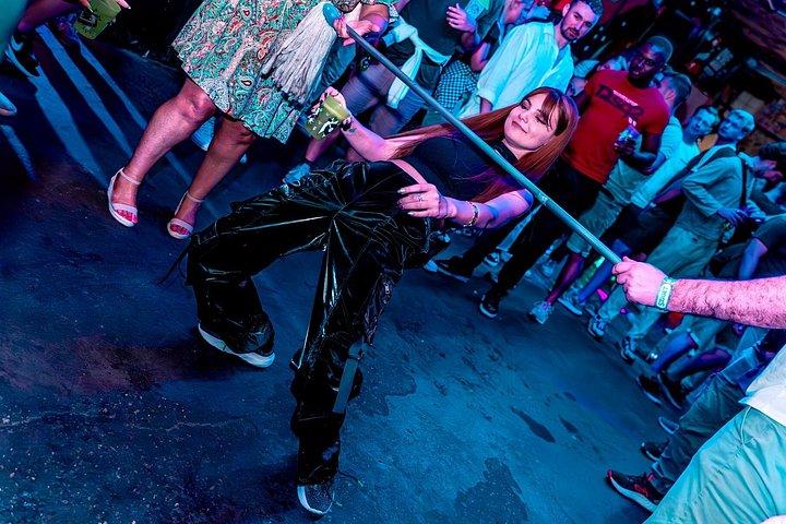 パリ：元祖パブ巡り＋フリーショット＋VIPクラブ入場