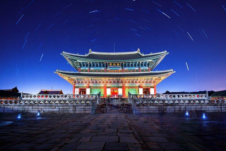 N タワー ソウル城塞の地元市場を巡るソウルの夜のプライベート ツアー