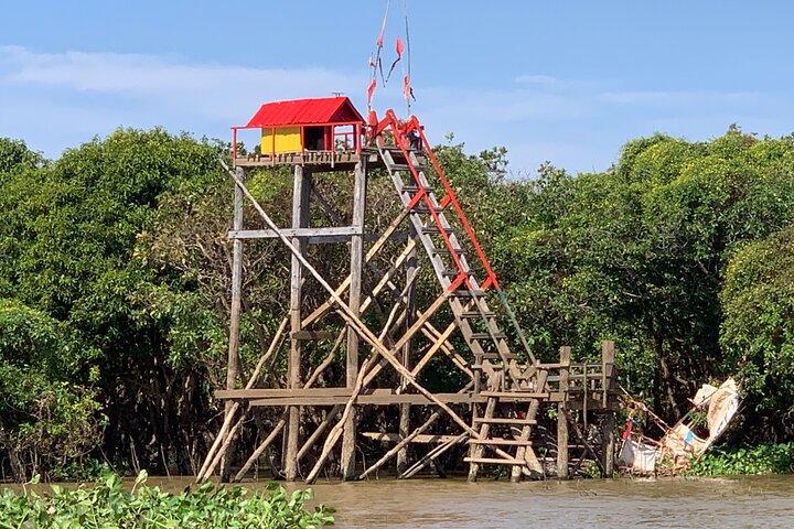 War Museum, Killing Field and Floating village (Kampong Kleang)