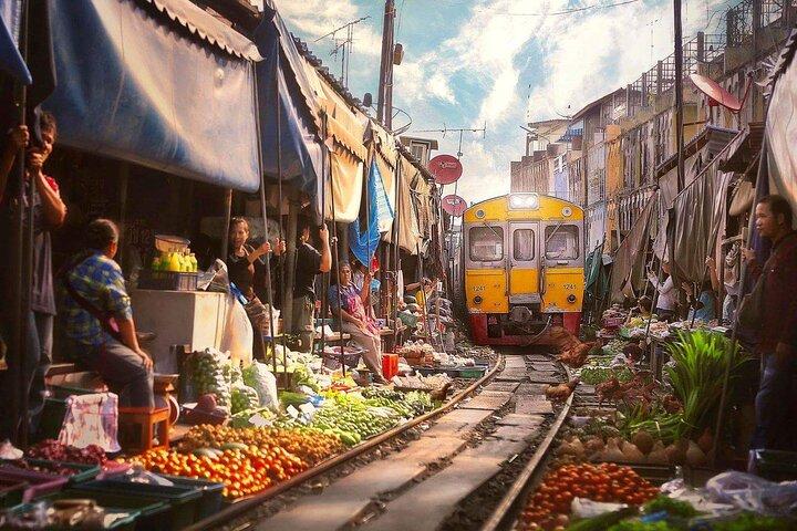 Pequeno Grupo Mercado Ferroviário e Mercado Flutuante