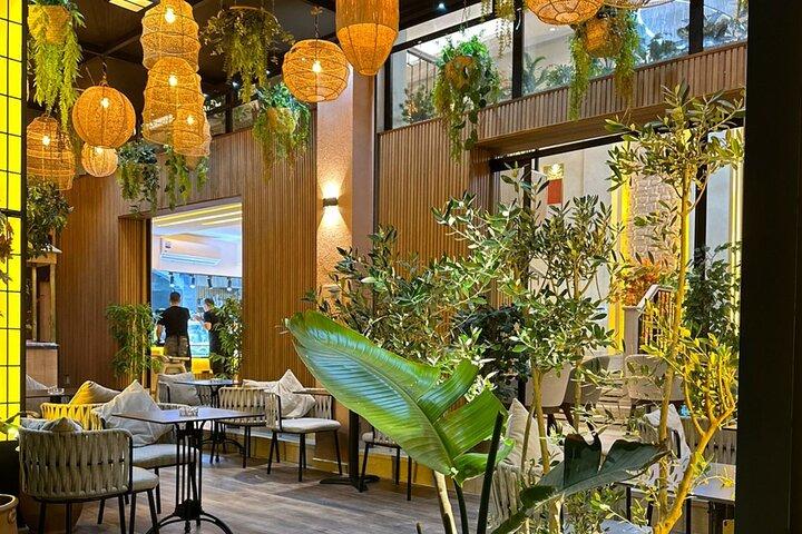 Lunch Experience at Chouf L'Or with Pickup