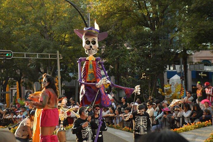 メキシコシティの死者の日ツアー