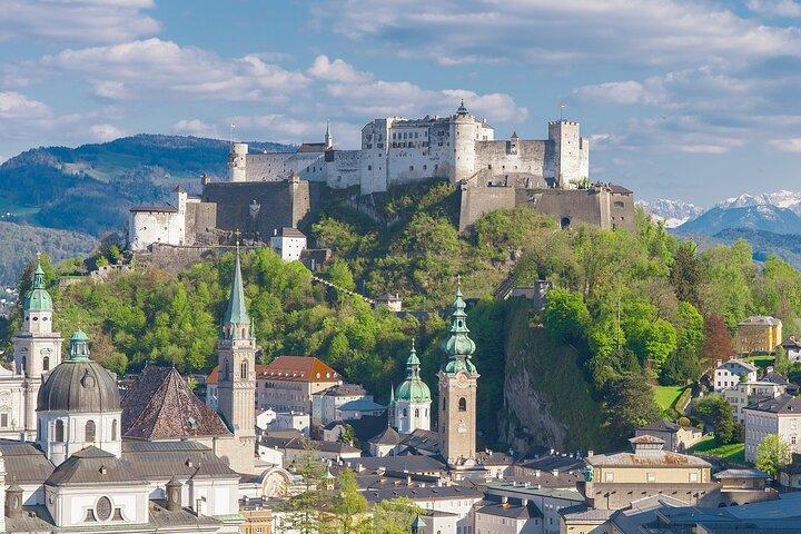 Viagem privada de um dia de Munique a Salzburgo e volta, motorista local