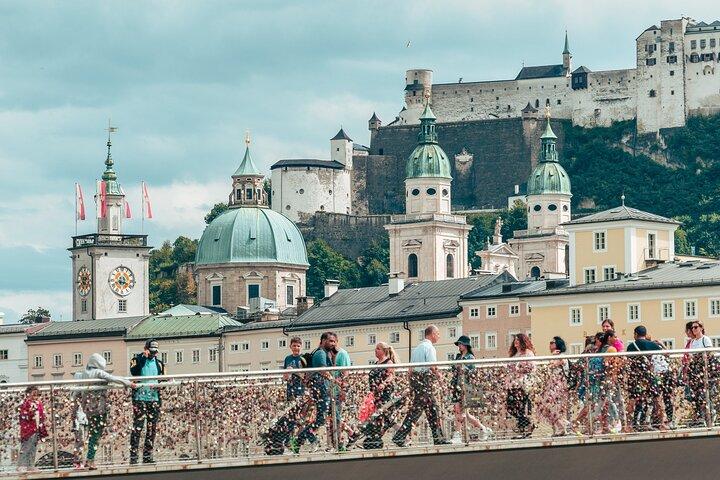 Excursión privada de un día desde Múnich a Salzburgo y viceversa, conductor local
