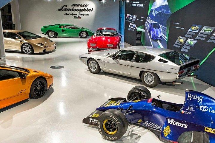 From Bologna: Small Group Motor valley Experience with lunch