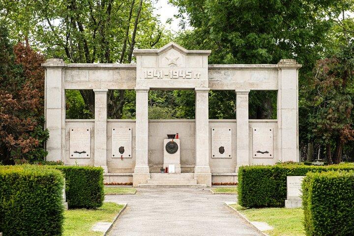 Vienna Central Cemetery Walking Tour med överföringar
