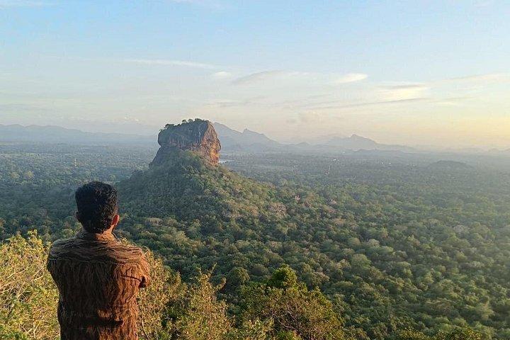 Private Dambulla Sigiriya-Tour ab Kandy mit freundlichem Chauffeur