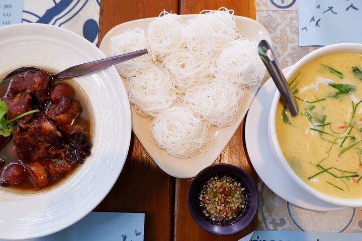 Excursão Gastronômica de Phuket e Luzes Mágicas da Cidade Velha