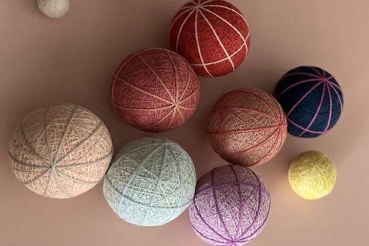 日本語の手芸手まり刺繍ボールを作ろう