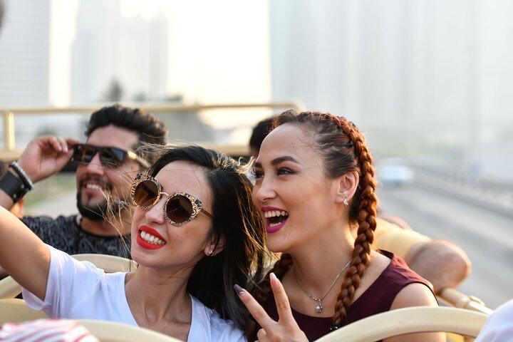 Big Bus Dubai Hop-On, Hop-Off Sightseeing Tour mit Open-Top Bus