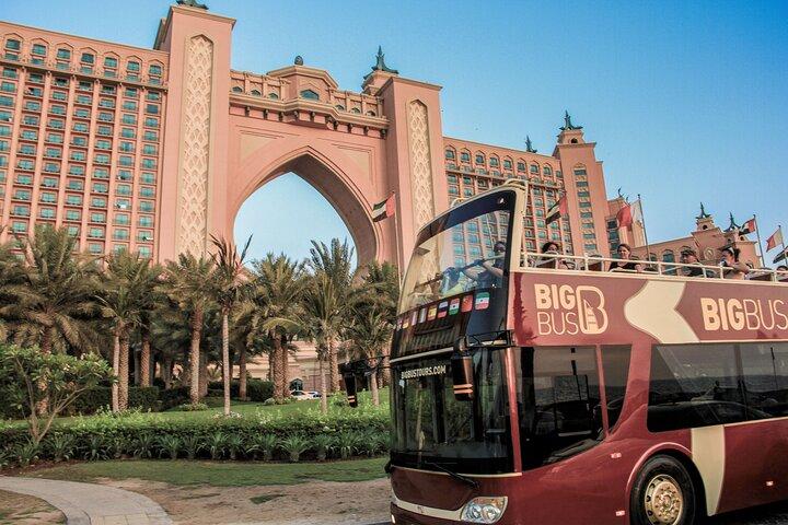 Big Bus Dubai Hop-On, Hop-Off Sightseeing Tour mit Open-Top Bus