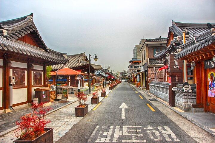 Visite privée du village Hanok de Jeonju au départ de Séoul