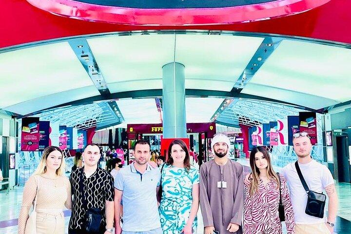 Visite privée d'Abu Dhabi au départ de Dubaï en minibus 12 places