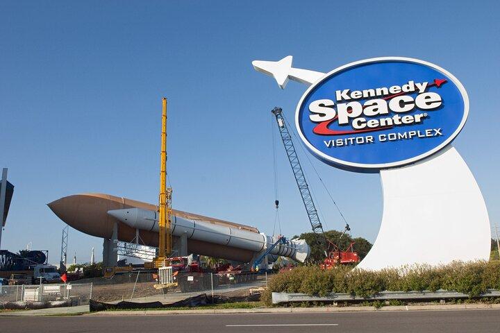 マイアミ発 魅惑のNASAケネディ宇宙ツアーセンターツアー