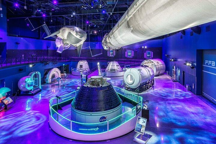 マイアミ発 魅惑のNASAケネディ宇宙ツアーセンターツアー
