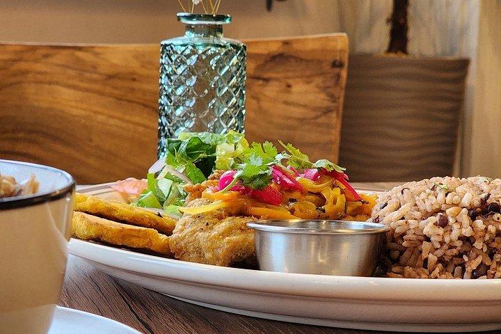 4-Hour Guided Panamanian Cooking Class and Markets Experience