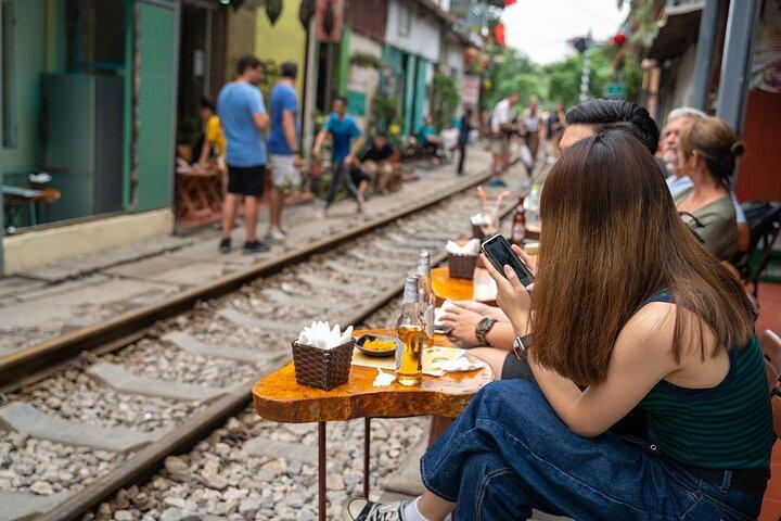 Hanoi City Tour: Privé Halve Dag Op Maat Gemaakt met Train Street