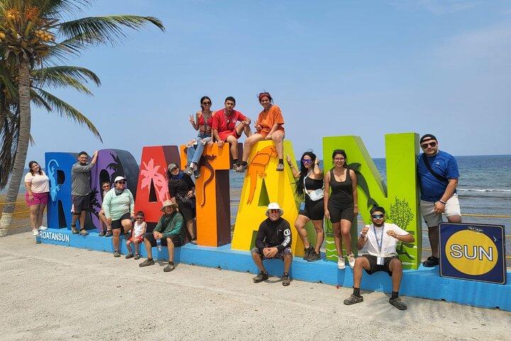 Roatan Sloths & Monkeys, Chocolate Factory plus Beach Break