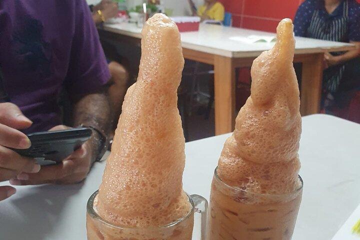 Phuket Food Tour og City Walk af Jane