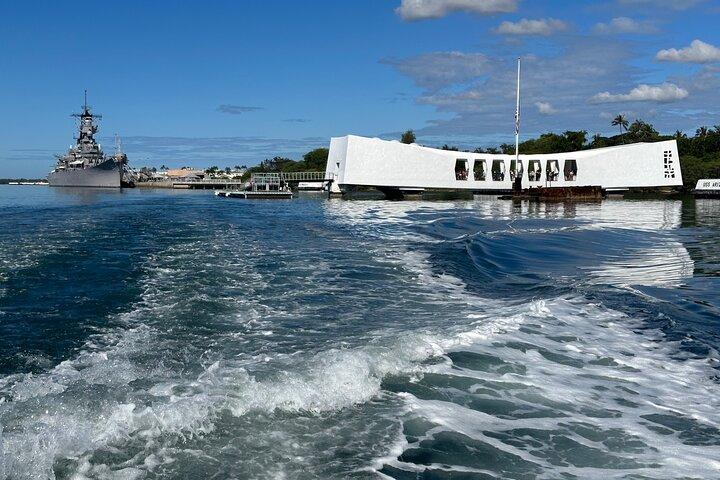 Oahu: Pearl Harbor USS Arizona Memorial Small Group Tour